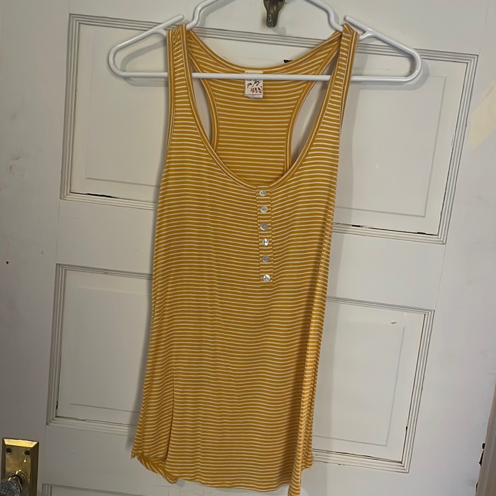 7th Ray tank, never worn. Perfect condition.